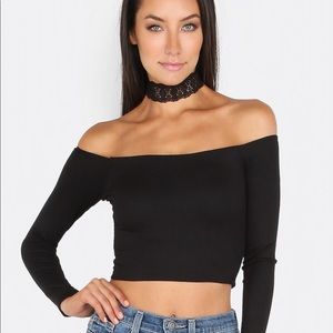 Off shoulder long sleeve rubbed shirt top